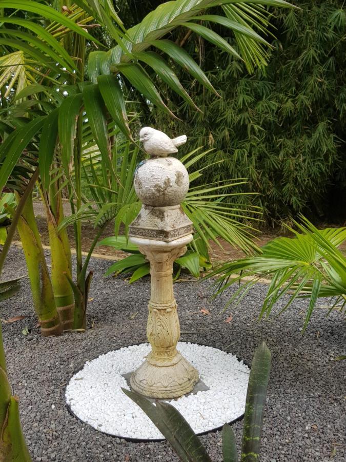 Mapleton Peaceful Provence Bnb Buitenkant foto