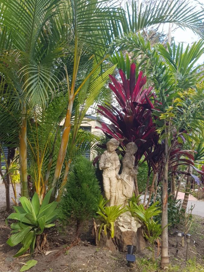Mapleton Peaceful Provence Bnb Buitenkant foto