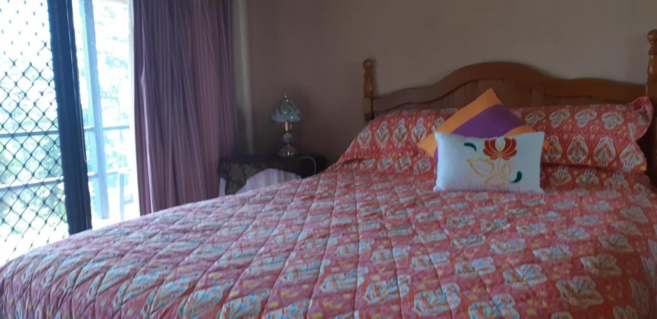 Mapleton Peaceful Provence Bnb Buitenkant foto